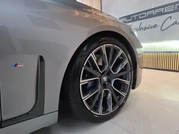 BMW 745 e  M-SPORT  Bowers & Wilkins