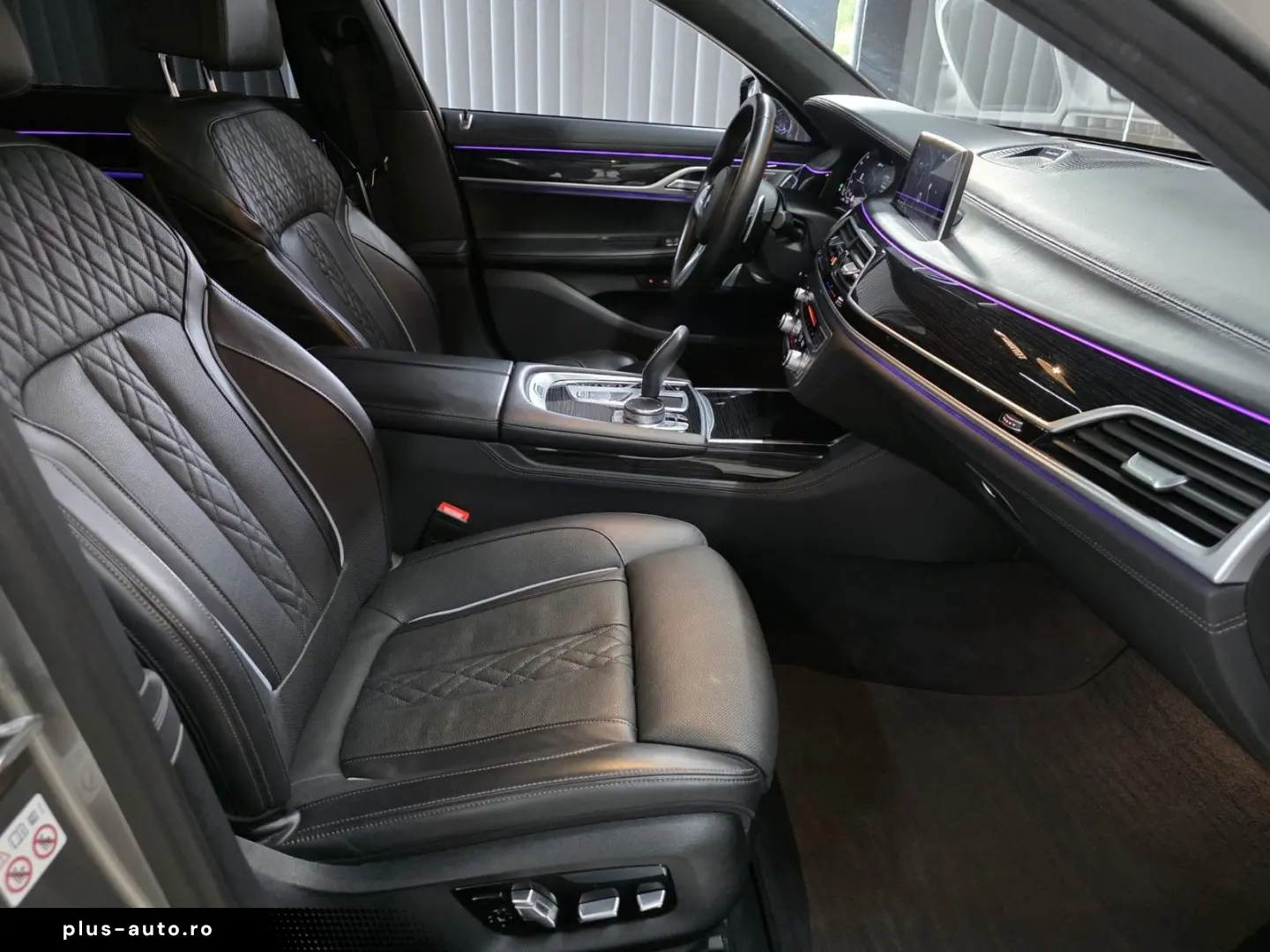 BMW 745 e  M-SPORT  Bowers & Wilkins