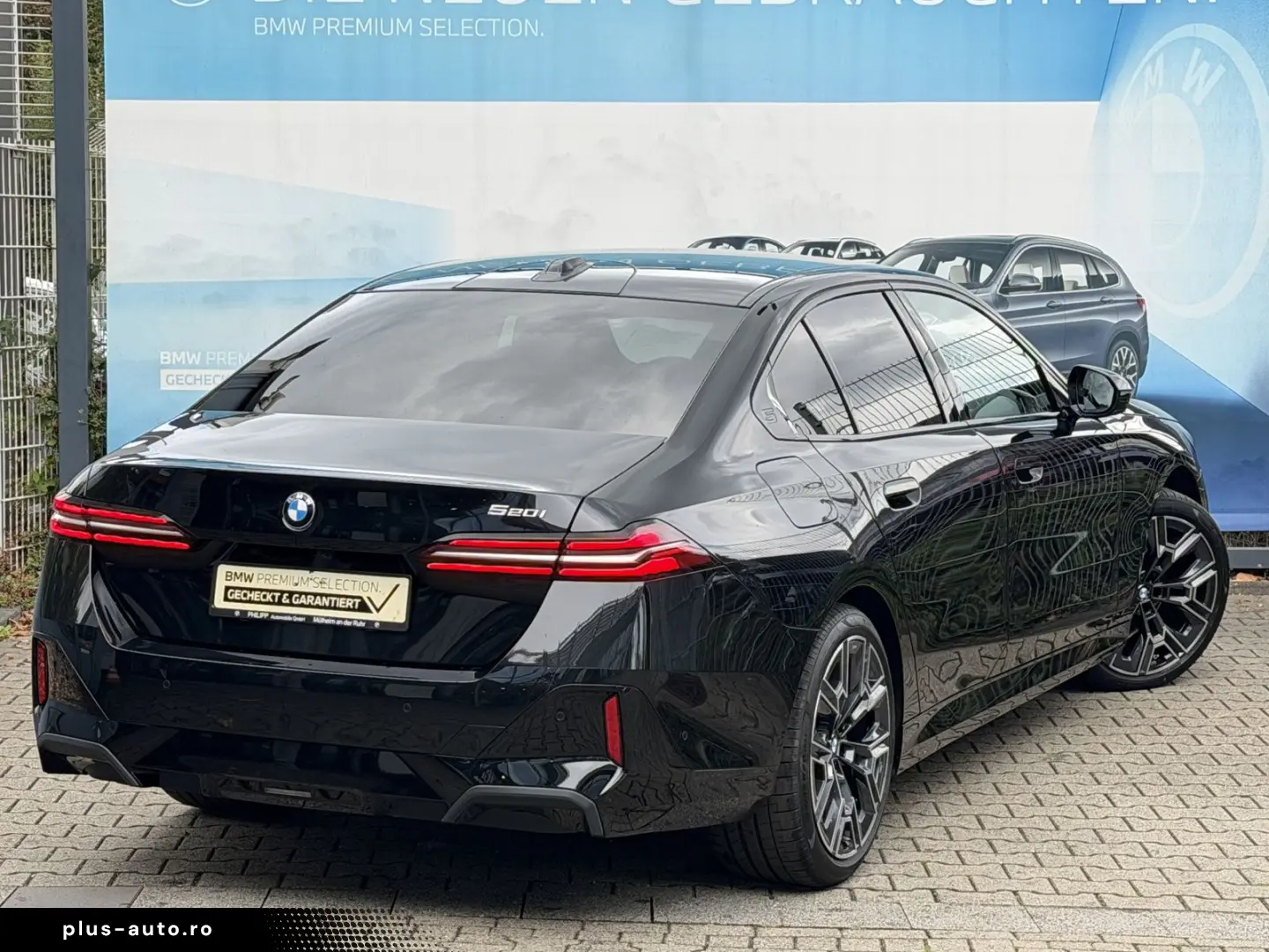 BMW 520i M Sport Pano AHK Adapt.LED h&k DA-Prof PA