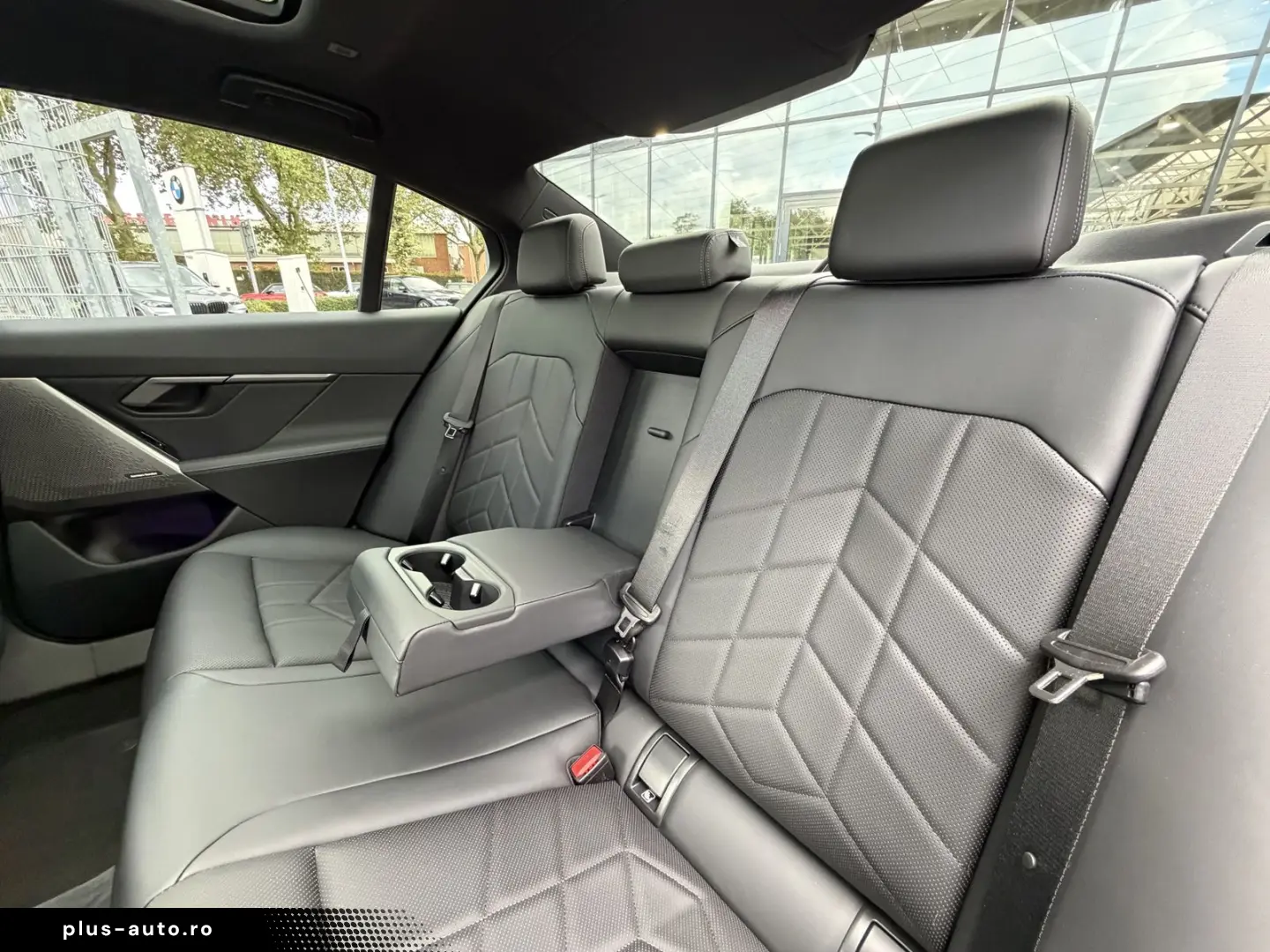 BMW 520i M Sport Pano AHK Adapt.LED h&k DA-Prof PA