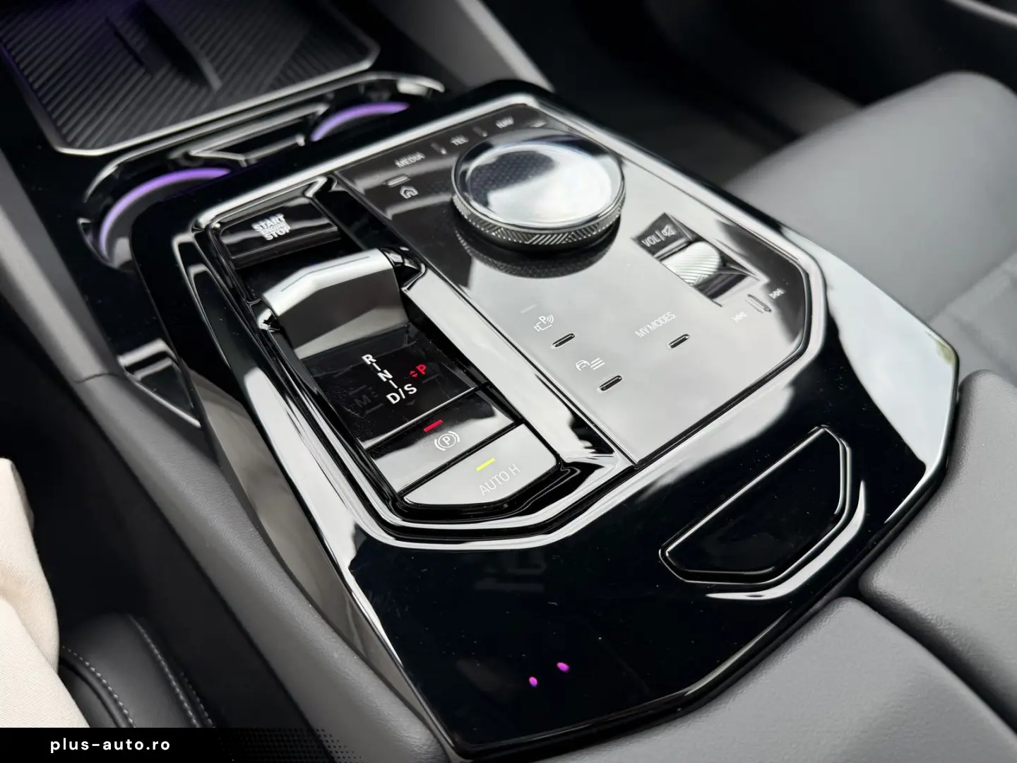 BMW 520i M Sport Pano AHK Adapt.LED h&k DA-Prof PA