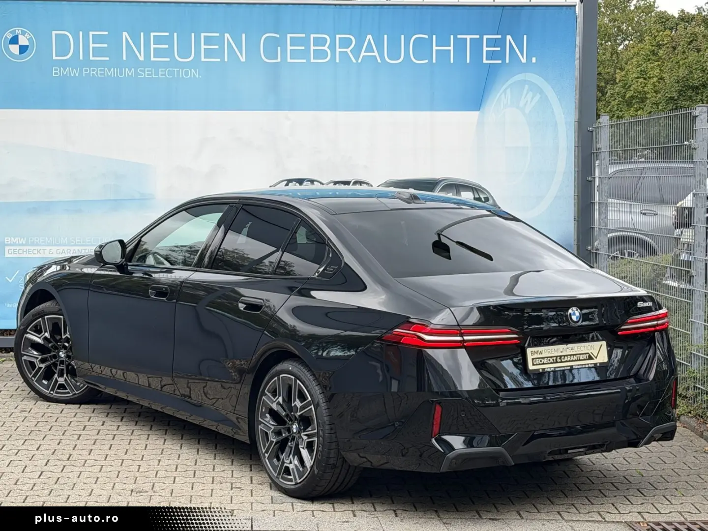 BMW 520i M Sport Pano AHK Adapt.LED h&k DA-Prof PA