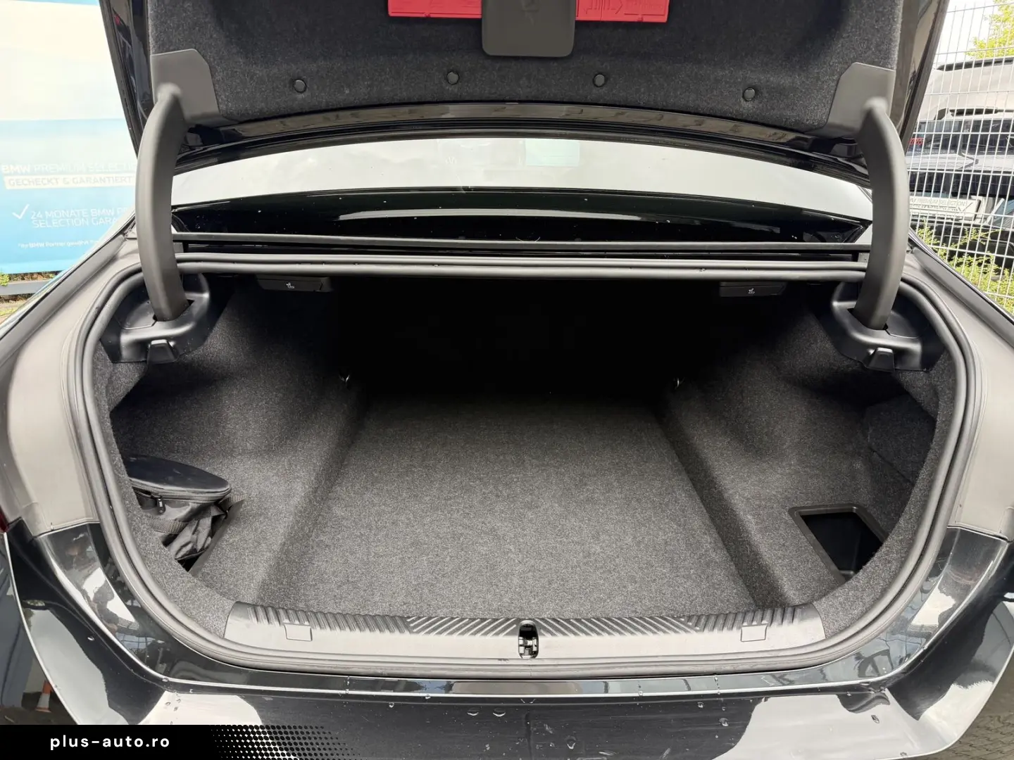 BMW 520i M Sport Pano AHK Adapt.LED h&k DA-Prof PA
