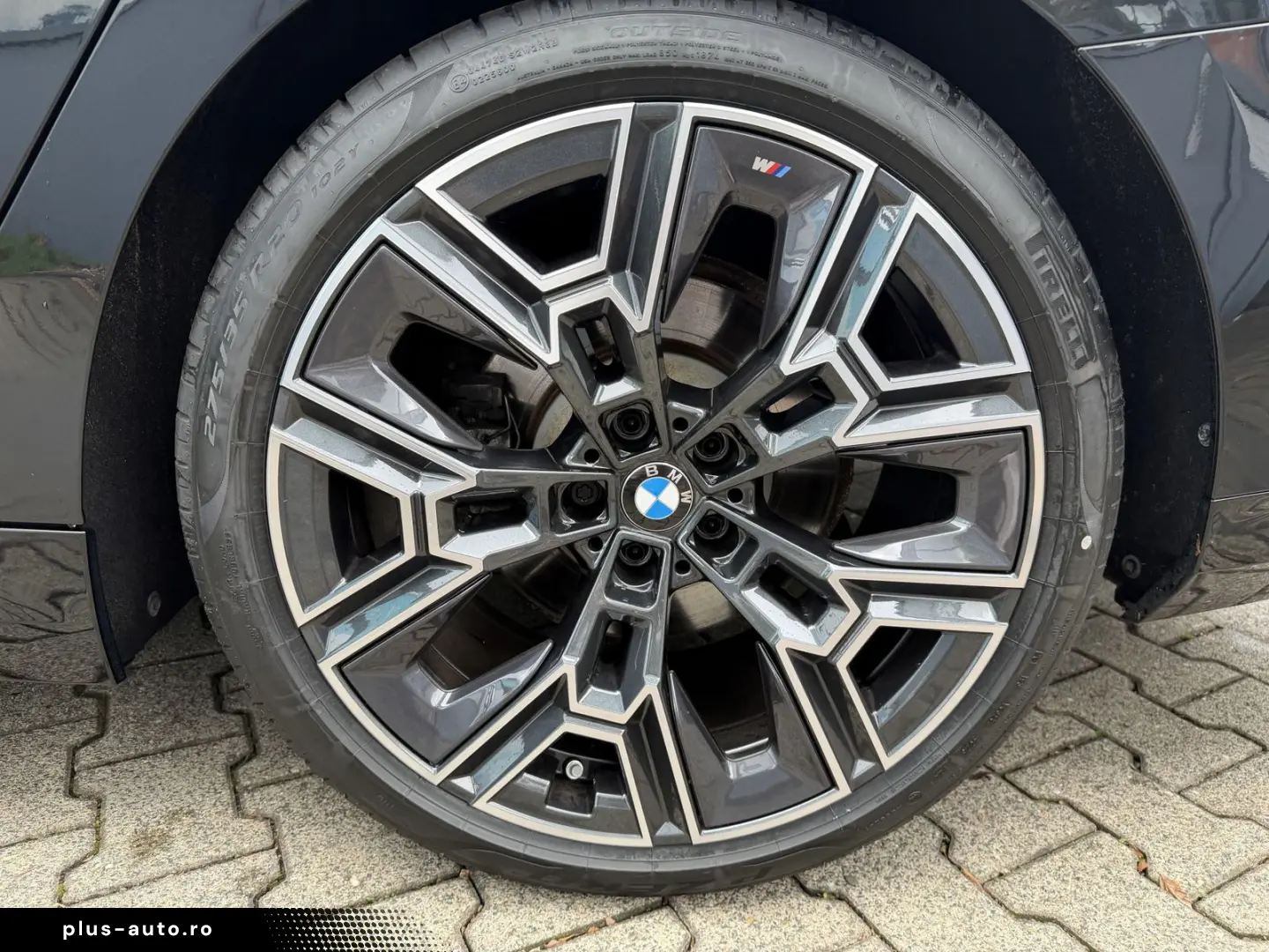 BMW 520i M Sport Pano AHK Adapt.LED h&k DA-Prof PA