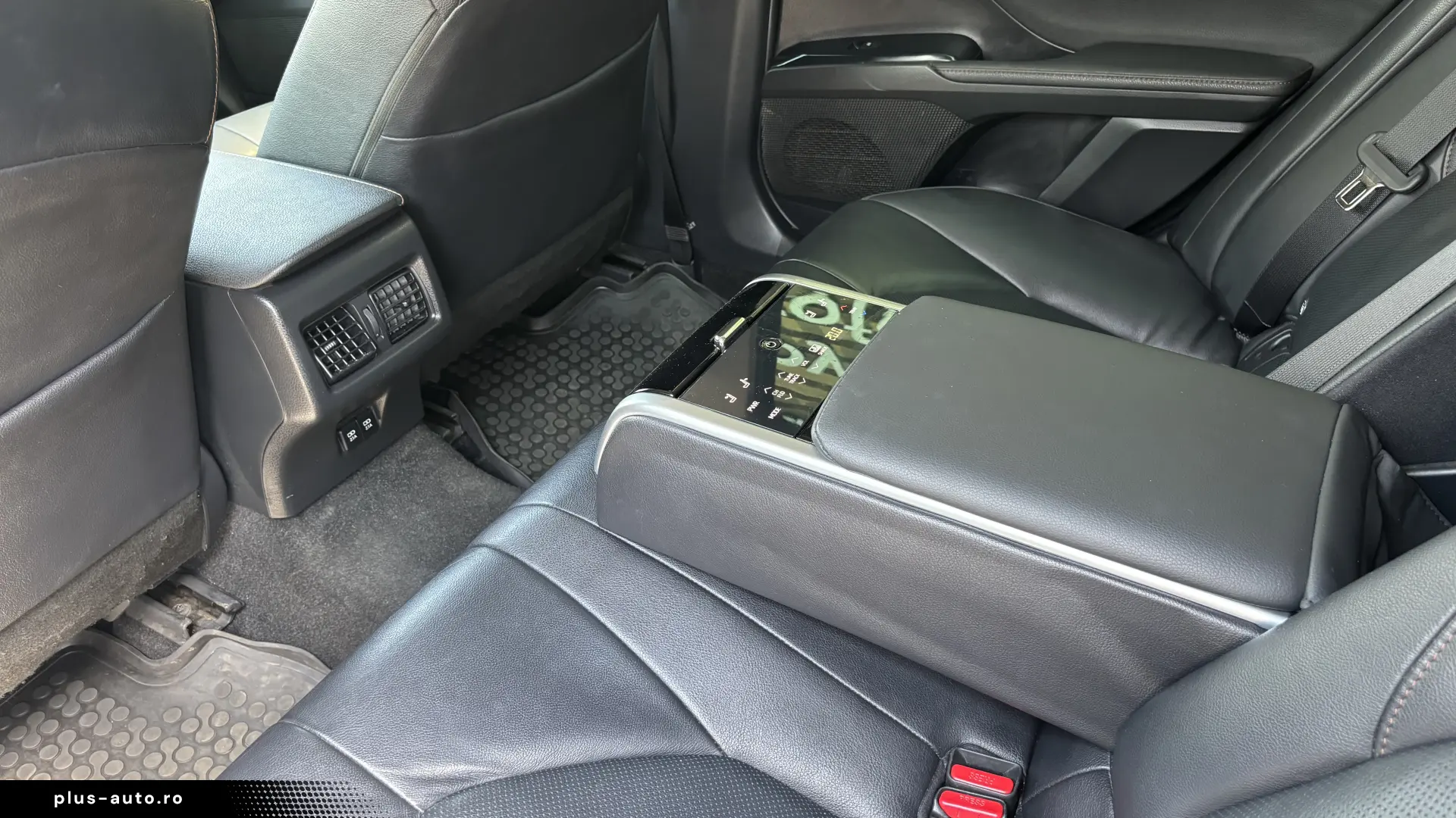Toyota Camry 2.5 HEV  Exclusive