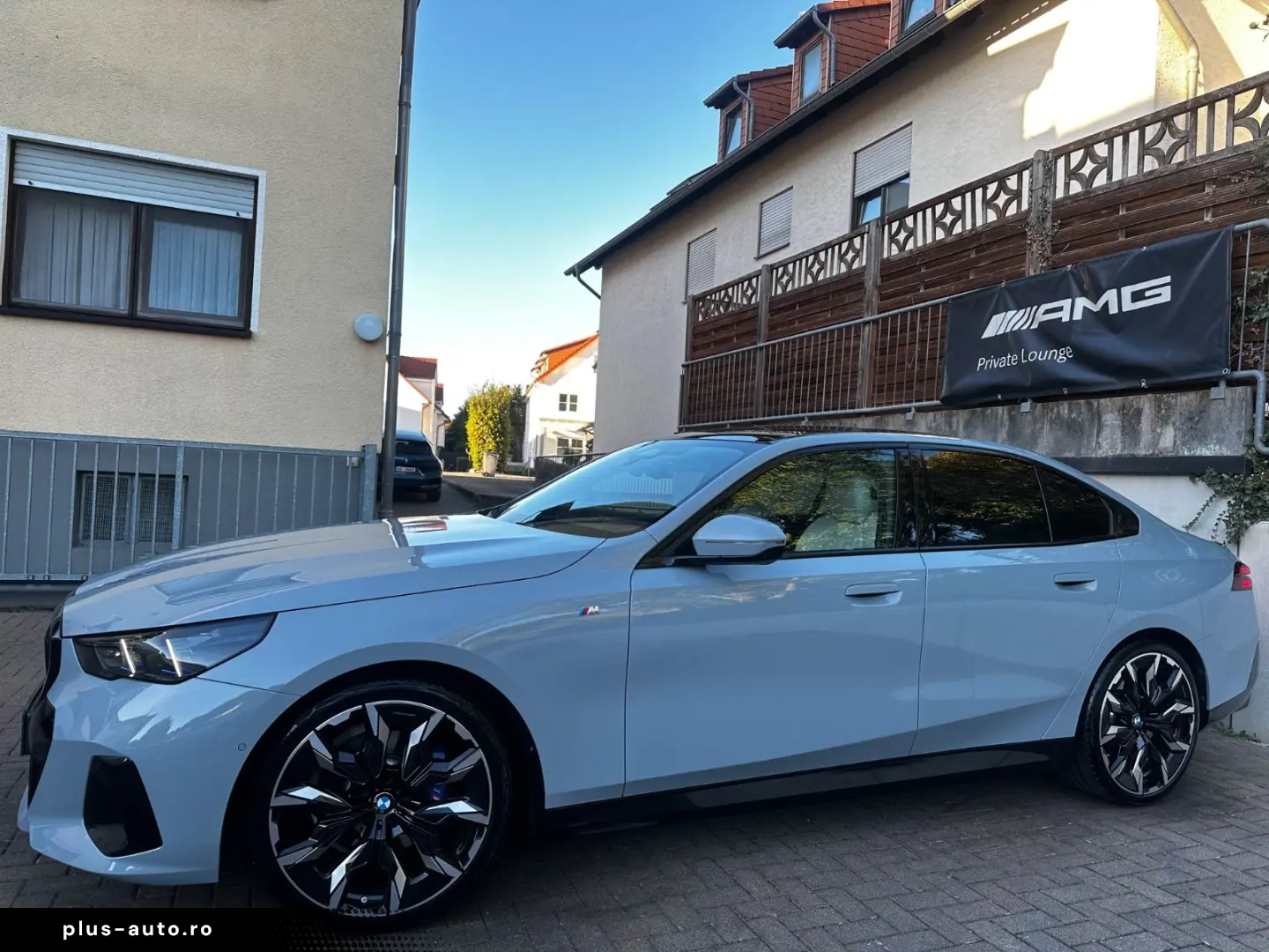 BMW 520d M Sport Pro PANO Sitzklima StandHz H&K 360
