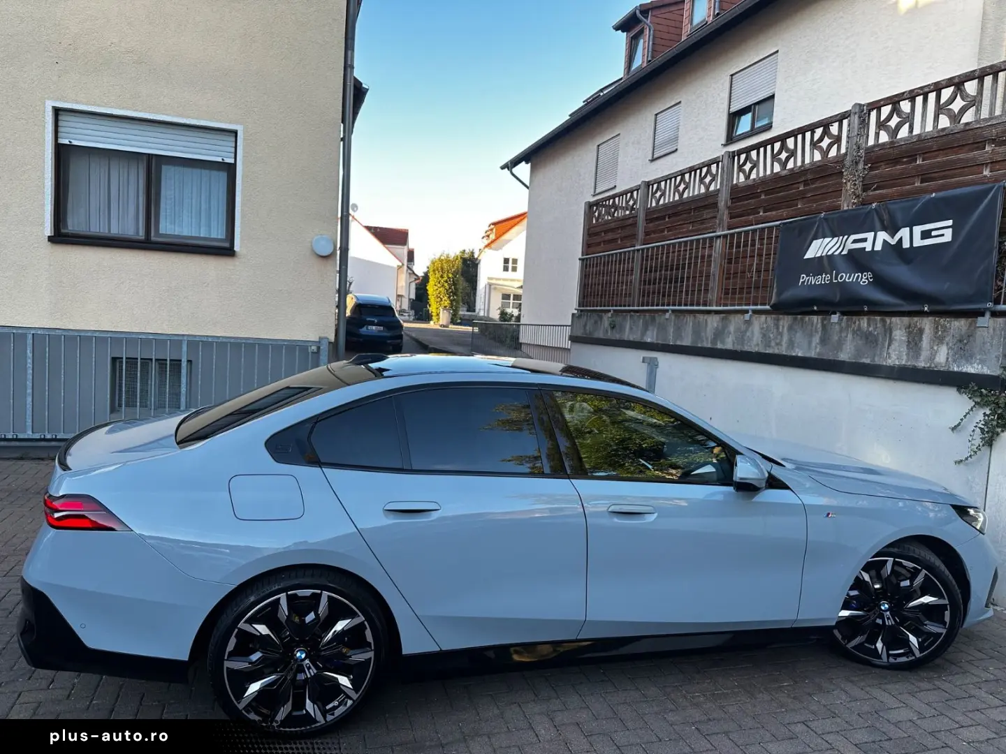 BMW 520d M Sport Pro PANO Sitzklima StandHz H&K 360