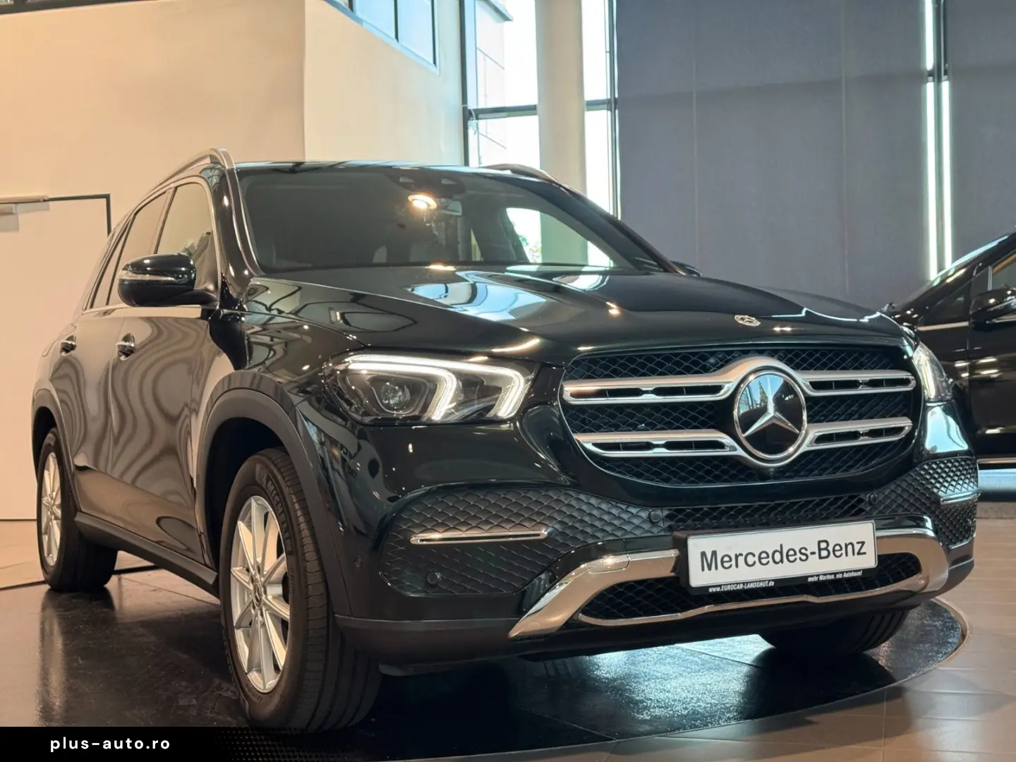 MERCEDES-BENZ GLE 300d 4Matic MBUX Airmatic LED AHK DTR 360