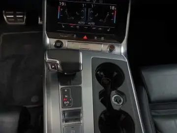 AUDI A6 50 TFSI e quattro S Line HuD