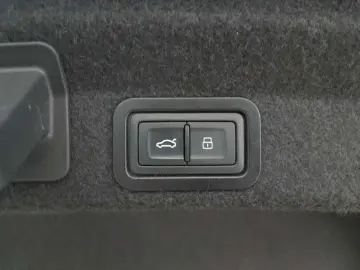 AUDI A6 50 TFSI e quattro S Line HuD