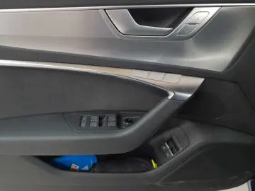 AUDI A6 50 TFSI e quattro S Line HuD