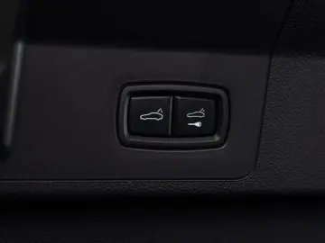 PORSCHE Panamera 4 E-Hybrid Inno Pano HeadUp Sportabgas