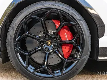 LAMBORGHINI Urus Performante   full Carbon   ADAS 23  3D B&O