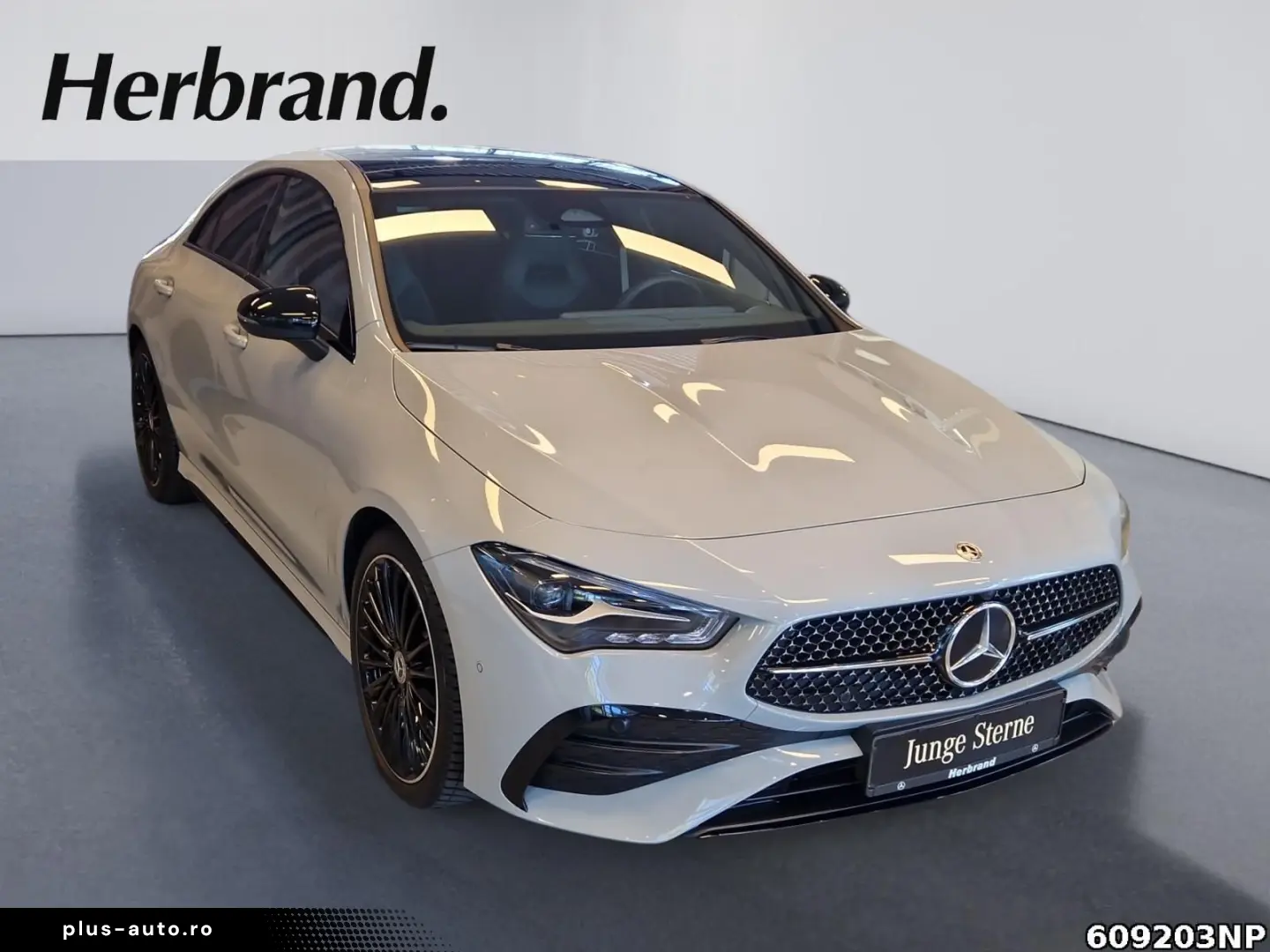 MERCEDES-BENZ CLA 200 AMG