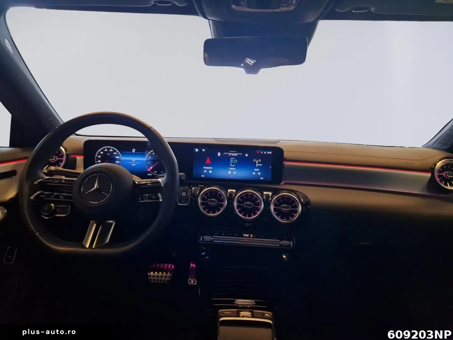 MERCEDES-BENZ CLA 200 AMG