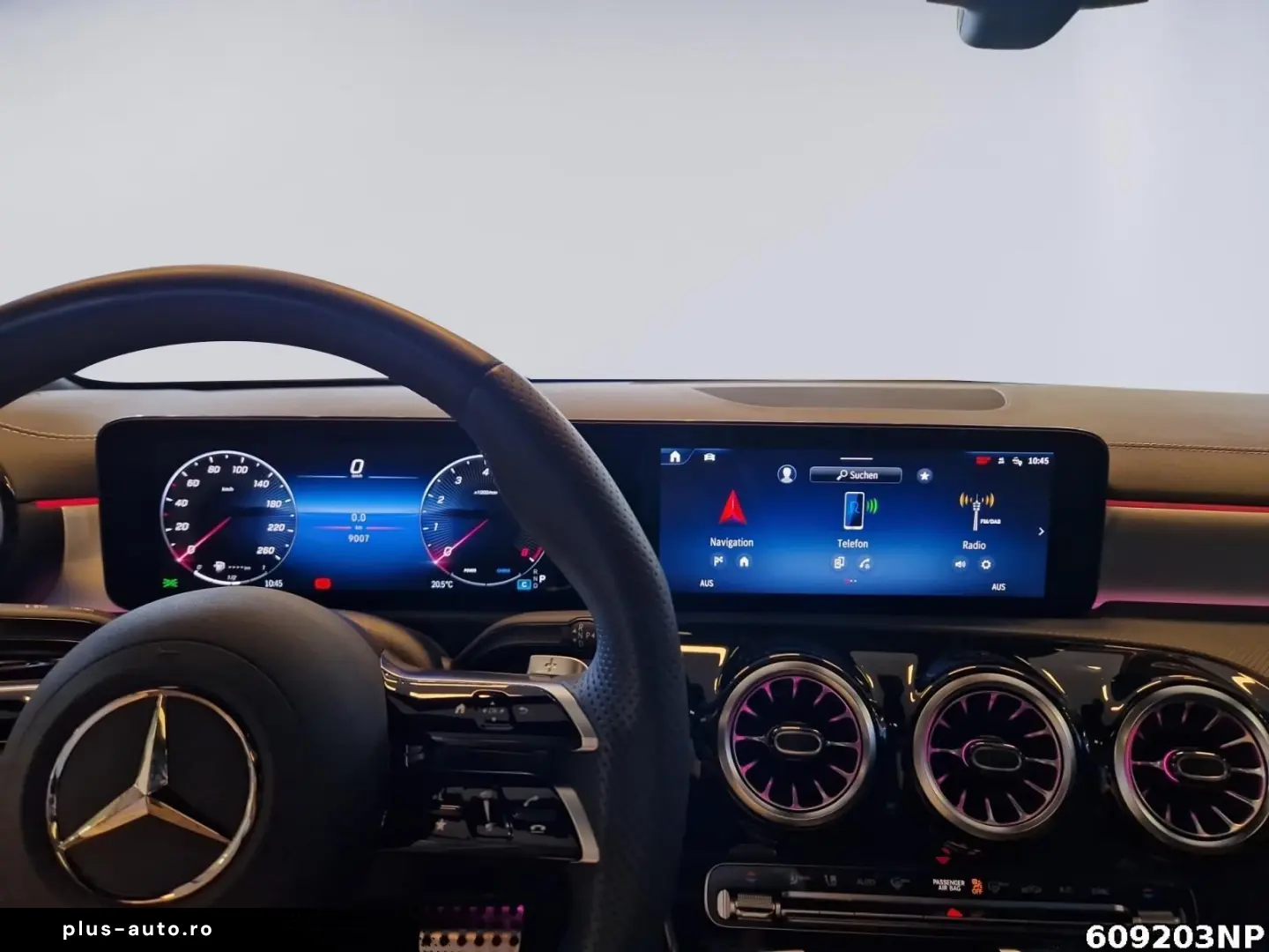MERCEDES-BENZ CLA 200 AMG