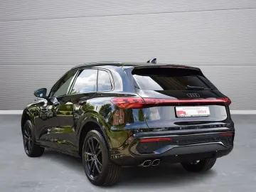 AUDI Q5 TDI qu S-tr.  S-line Matrix Pano AHK 360 ACC