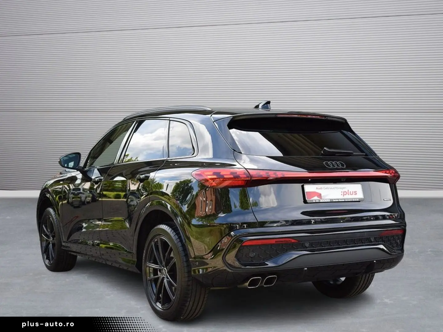 AUDI Q5 în leasing operațional MOOV