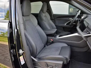 AUDI Q5 TDI qu S-tr.  S-line Matrix Pano AHK 360 ACC
