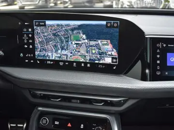 AUDI Q5 TDI qu S-tr.  S-line Matrix Pano AHK 360 ACC