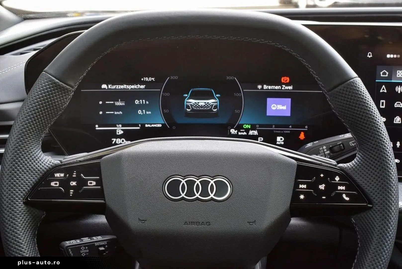 AUDI Q5 în leasing operațional MOOV