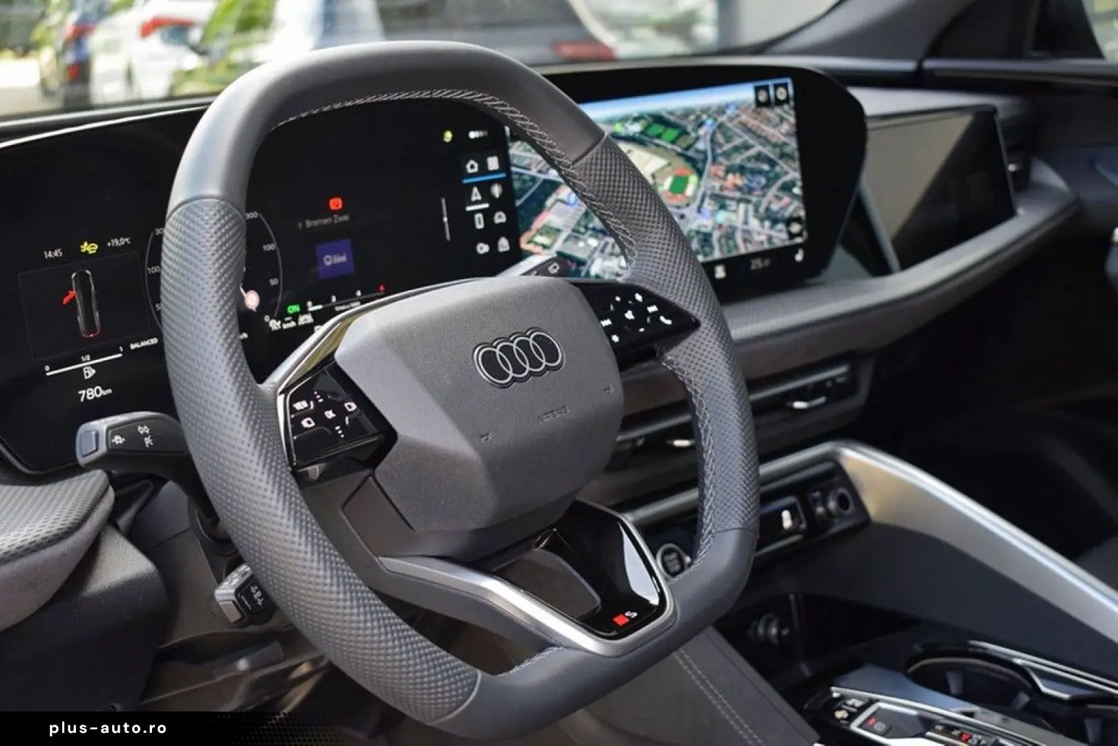 AUDI Q5 în leasing operațional MOOV