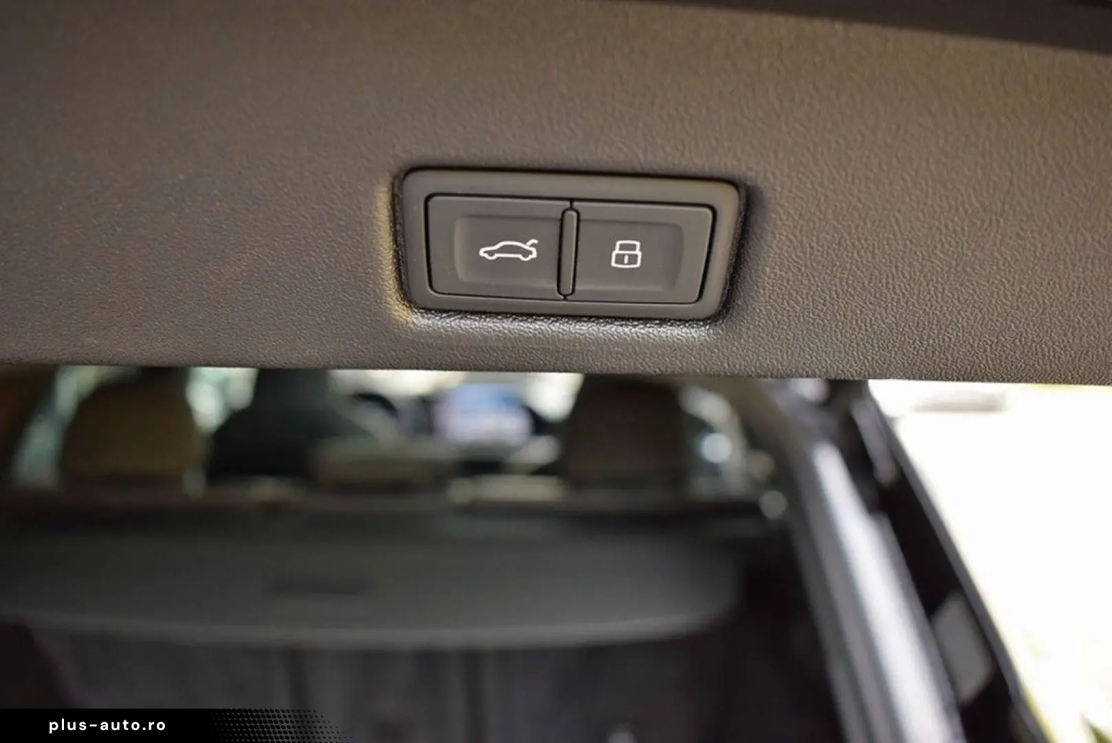 AUDI Q5 în leasing operațional MOOV