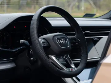 AUDI Q7 50 TDI SLINE.MATRIX.LUFTFE.PANO.360 .HUD.AHK