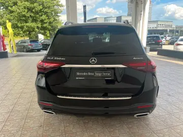 MERCEDES-BENZ GLE 350 de 4M AMG Line Pano-Dach Airma…