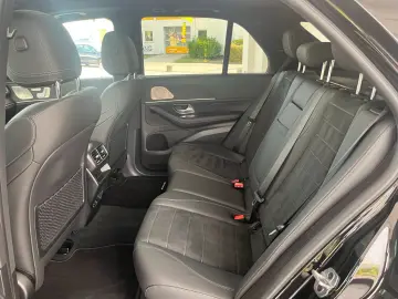 MERCEDES-BENZ GLE 350 de 4M AMG Line Pano-Dach Airma…