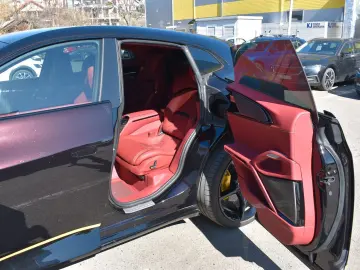 FERRARI Purosangue CUSTOM SPECS -LEATHER FLOOR--PPF-PANO