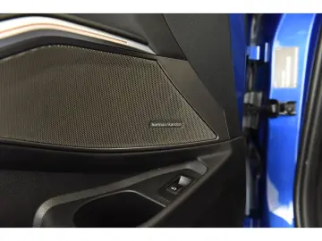 BMW M3 Competition Harman Kardon