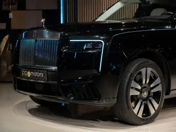 ROLLS ROYCE Cullinan EXTRA LEATHER 360 CAMERA STARLIGHT