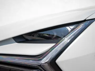LAMBORGHINI Revuelto V12   MY25   CARBON   PASSENGER-DISPLAY