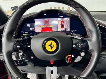 FERRARI Purosangue Carbon Pano Massage Lift