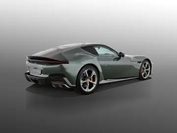 FERRARI 12 Cilindri Carbon   Pano