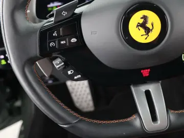 FERRARI 12 Cilindri Carbon   Pano
