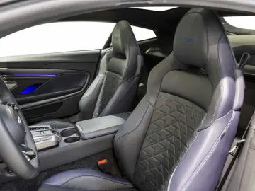 ASTON MARTIN V12 Vanquish -Ultramarine Black-