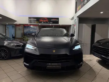 ANDERE Lamborghini Urus 4.0 S full full Iva deducibile