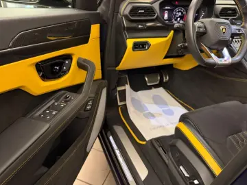 ANDERE Lamborghini Urus 4.0 S full full Iva deducibile