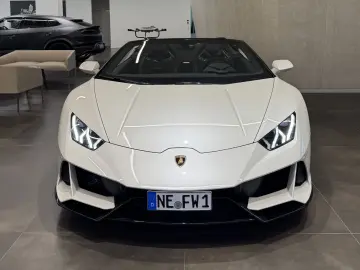 LAMBORGHINI EVO Spyder  LP640 AdPersonam Carbon Racing Seats
