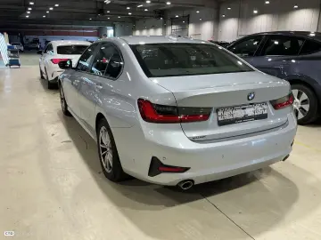 BMW 318D MHEV