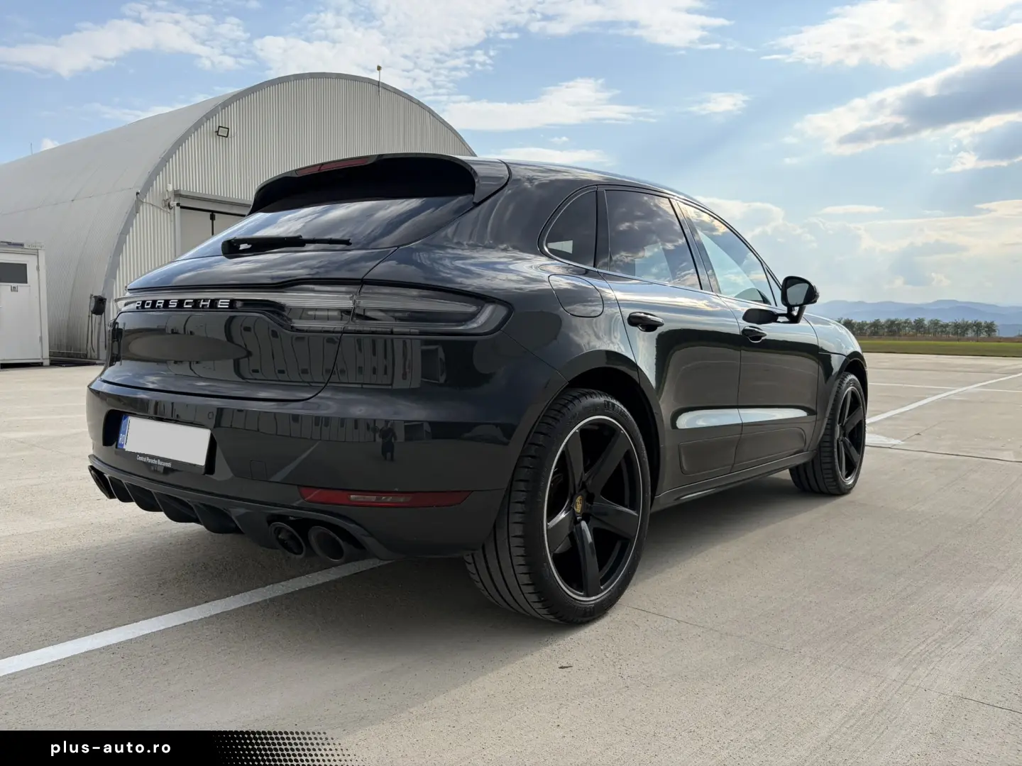 Porsche Macan S