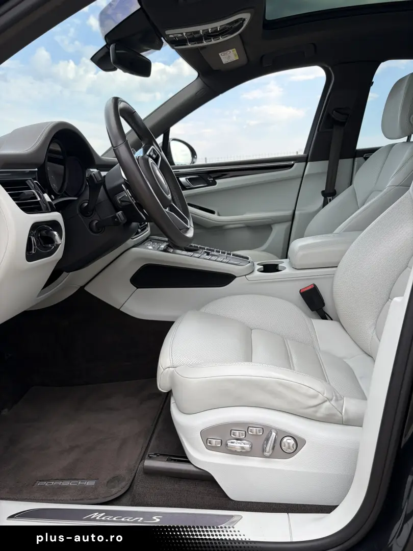 Porsche Macan S