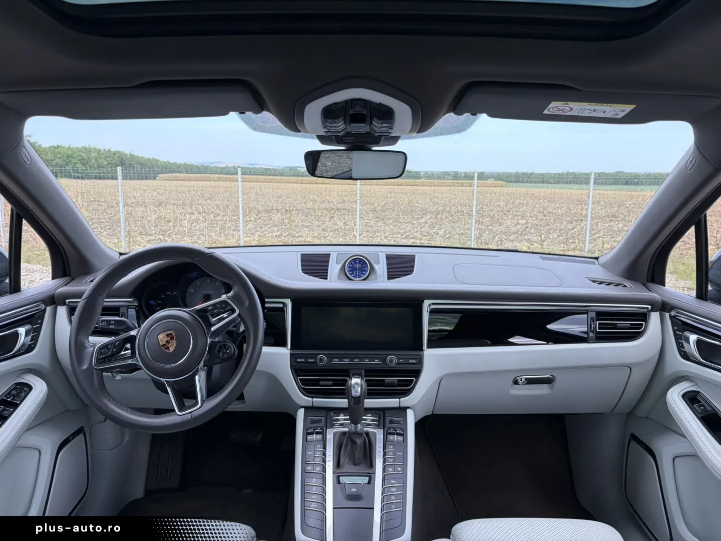 Porsche Macan S