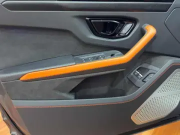 ANDERE LAMBORGHINI Urus 4.0 SE 800cv POSSIBILITA' DI SU