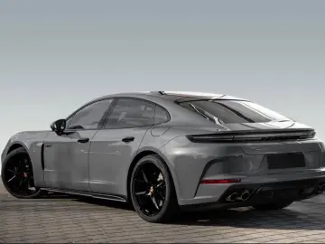 Porsche Panamera 4 E-Hybrid HA-Steering InnoDrive BOSE