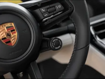 Porsche Panamera 4 E-Hybrid HA-Steering InnoDrive BOSE
