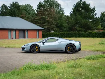 FERRARI 296 GTS
