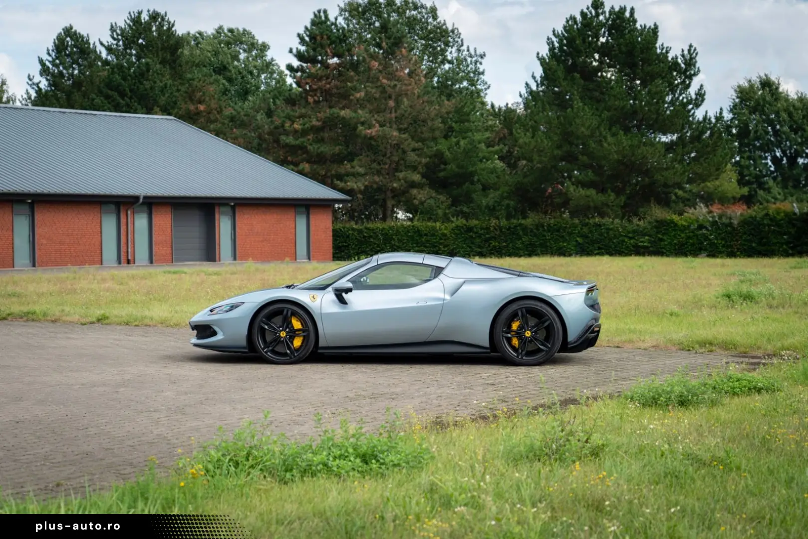 FERRARI 296 GTS